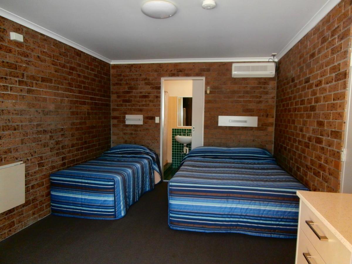 The Canungra Motel Exterior photo