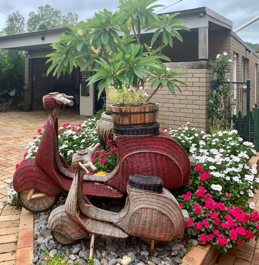 The Canungra Motel Exterior photo